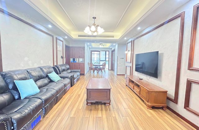 明昇壹城4室2厅137.92㎡200万二手房图片