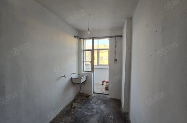 急售 一口价 铁路益民 两室 南北通透 停车方便