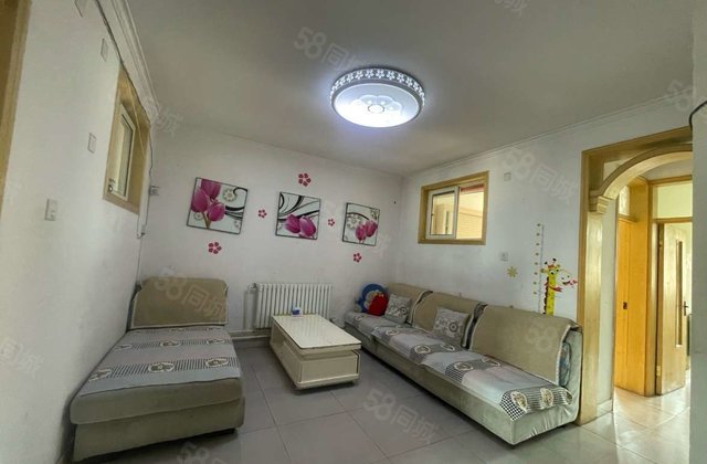 市中心 星光小区 3楼 3室 东昌 新兴 好停车 送储