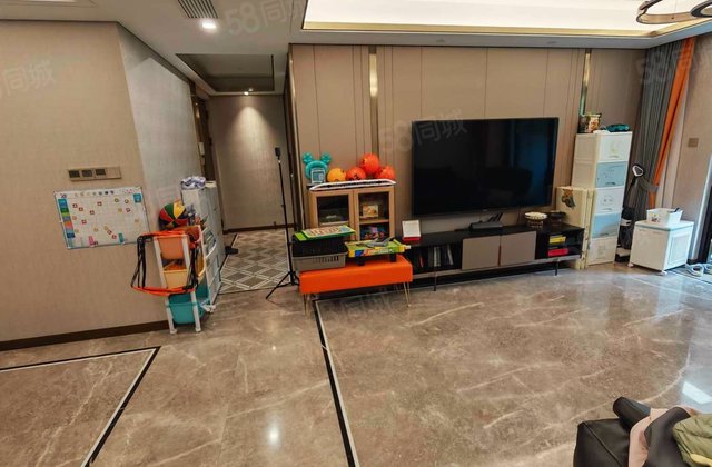 一品滨江湾(东区)3室2厅121㎡388万二手房图片