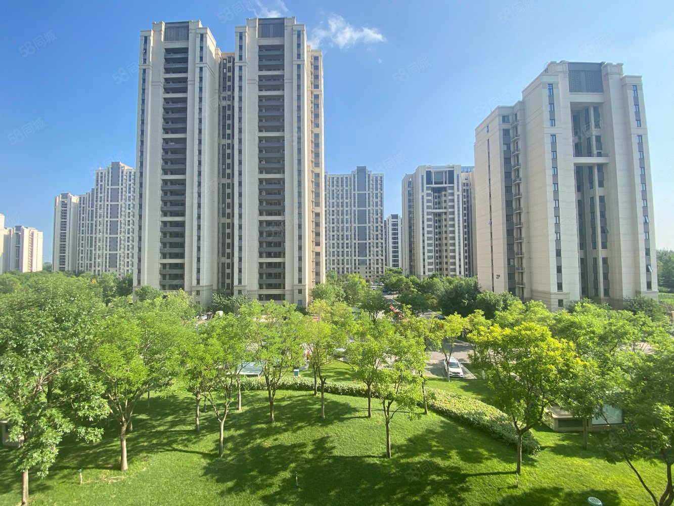 永定河孔雀城剑桥郡(九期)3室2厅1卫89㎡南北85万