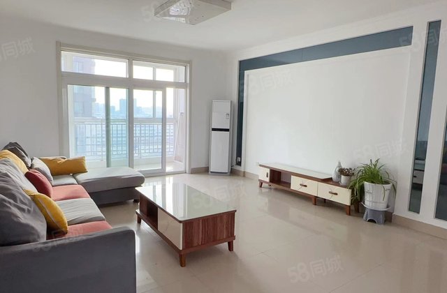 市中心金鼎东中通领秀城 精装修 带车位储藏室  东昌