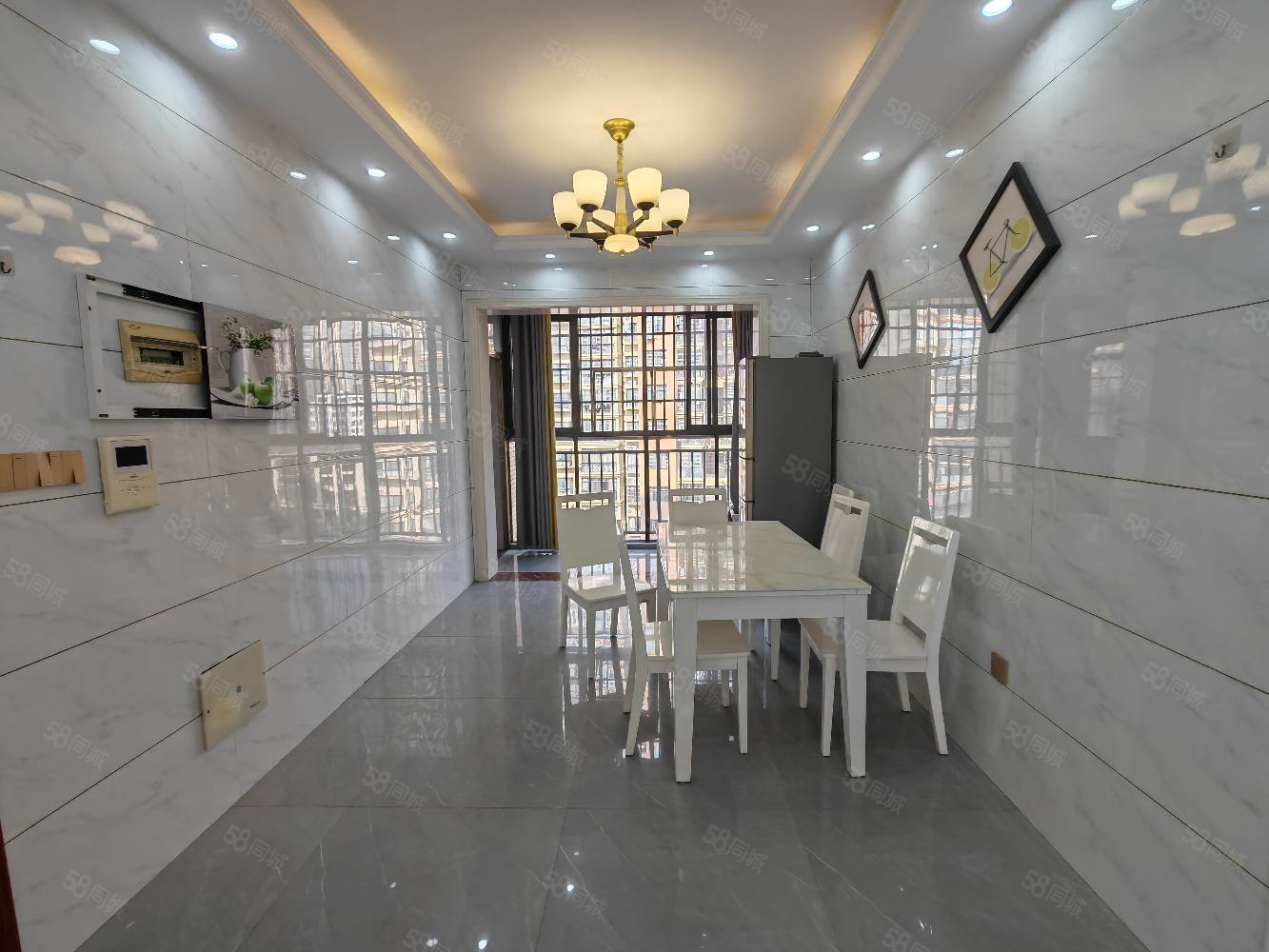 香槟国际3室2厅2卫117㎡南北48.8万