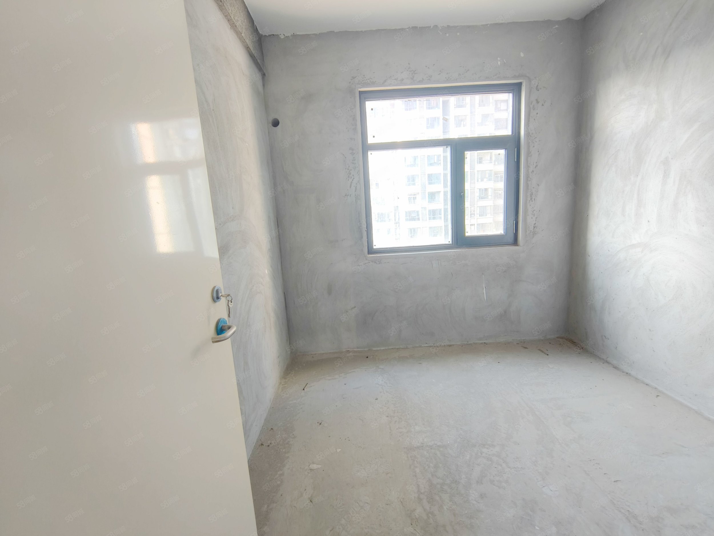 常隆花园3室2厅1卫100.4㎡南北47.5万