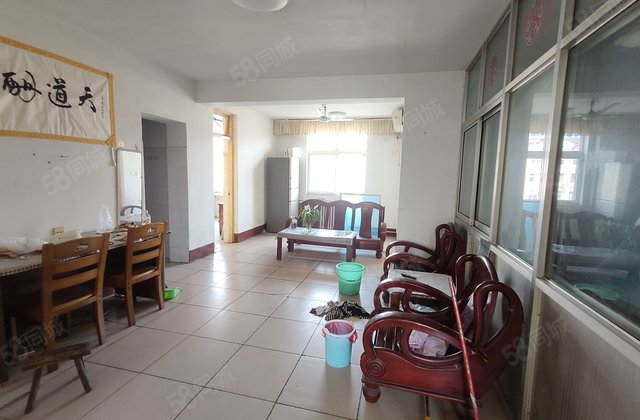 老文轩 大三室 20平储藏室 柳园小区