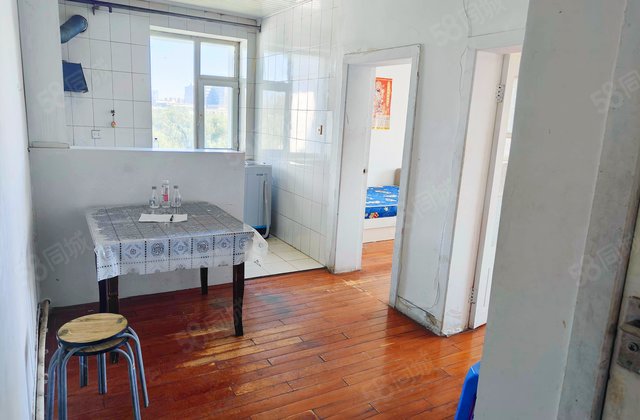 32街区2室1厅64.4㎡19.8万二手房图片