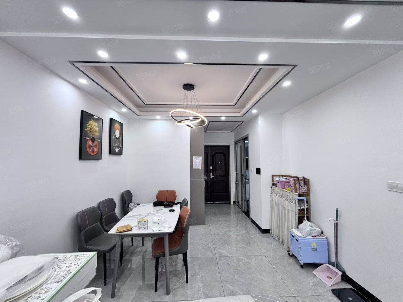 吾悦广场悦湖公馆3室2厅2卫118㎡南北85.6万