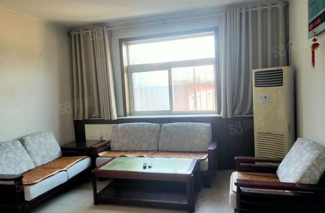 诚售！！新世纪花园  东昌路旁    三楼 边户  看房方面