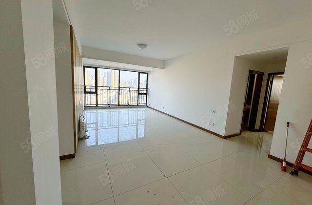 君合天玺4室2厅133.34㎡145万二手房图片