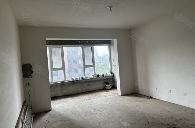 冠鲁明德华府3室2厅138.34㎡105万二手房图片