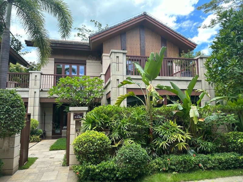 央企鲁能别墅地上两层送中央空调来电优惠价