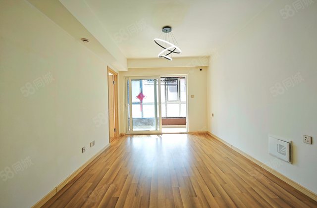 中国铁建万科翡翠国际2室2厅74.59㎡95万二手房图片