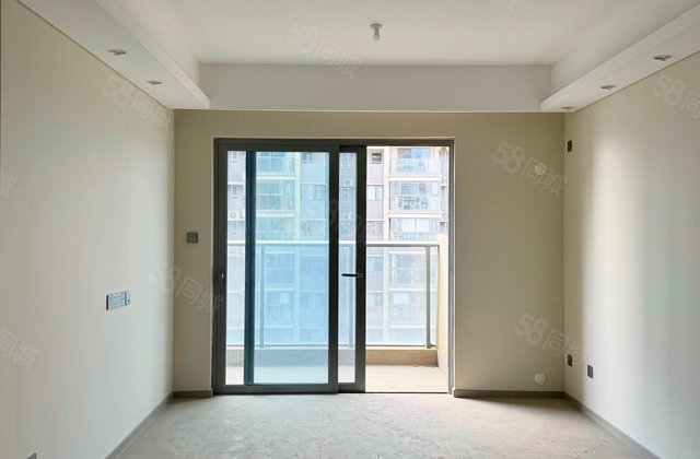 保利华侨城云禧B区3室2厅97.43㎡155万二手房图片