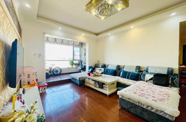 世豪嘉柏3室2厅89.9㎡156万二手房图片