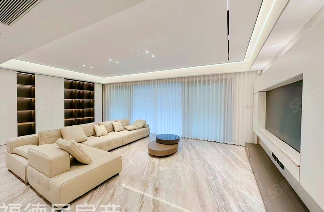 中国铁建花语云萃4室2厅135.68㎡247万二手房图片