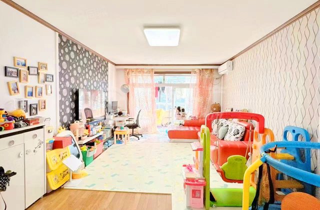 远大都市绿洲2室2厅111.22㎡75万二手房图片