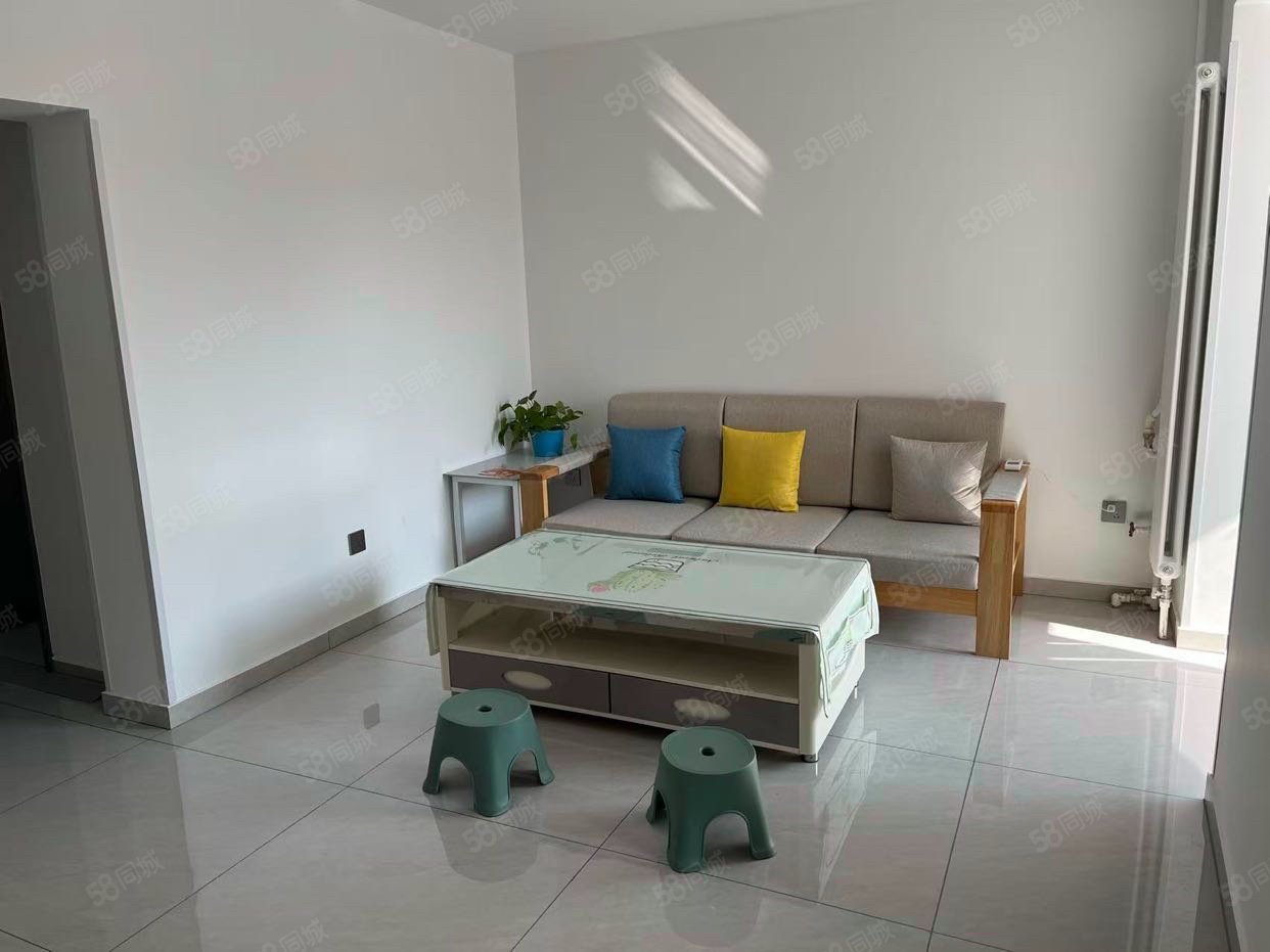 玉橋北里2室1廳1衛(wèi)60.7㎡南北167萬