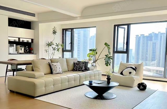 凯德世纪名邸西庭4室2厅111.94㎡320万二手房图片