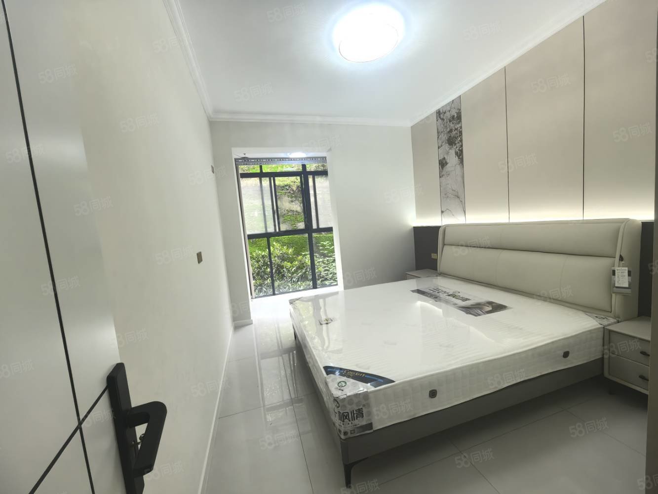 东信小区4室2厅1卫100㎡南北46万