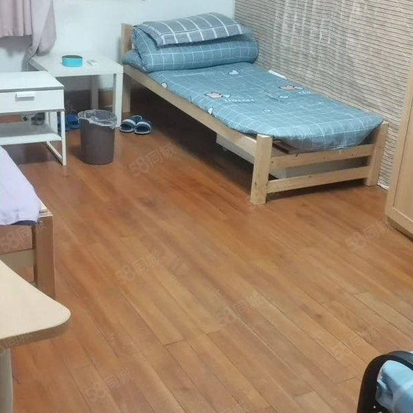 合租｜免押金可短租包水电网 随时可看房 无任何费用