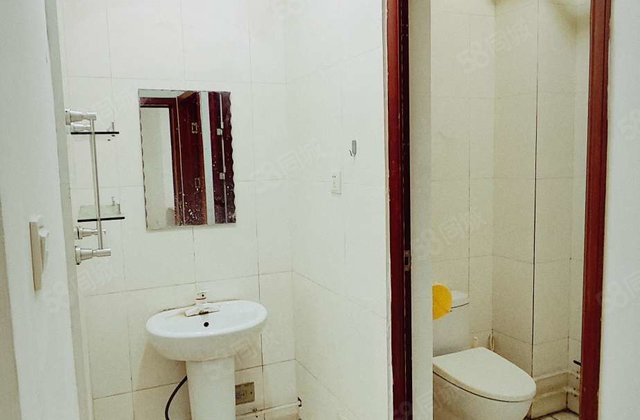 区妇幼附近 振兴西路  水城雅居 南北通透  性价比高