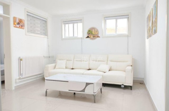 急售湖北小区商品房 两室精装 步梯二楼 免大税有储南北通透