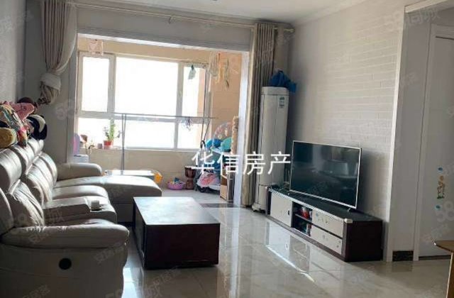 汽车站附近，电梯商品房，精装两室，带储藏室，免大税