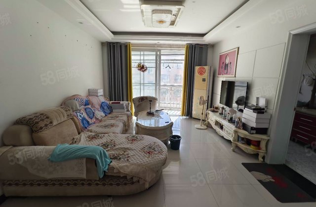 东方花苑 两室 精装 十中 有钥匙随时可以看房