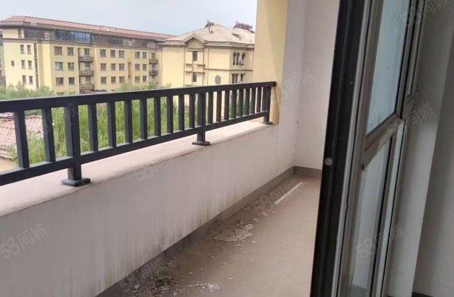 江北水镇 洋房125平 3室2厅2卫 送车储免大税