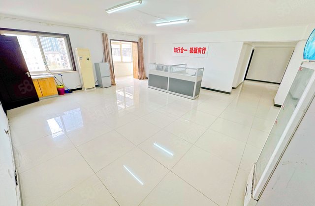 金宝公寓3室2厅191.07㎡486万二手房图片