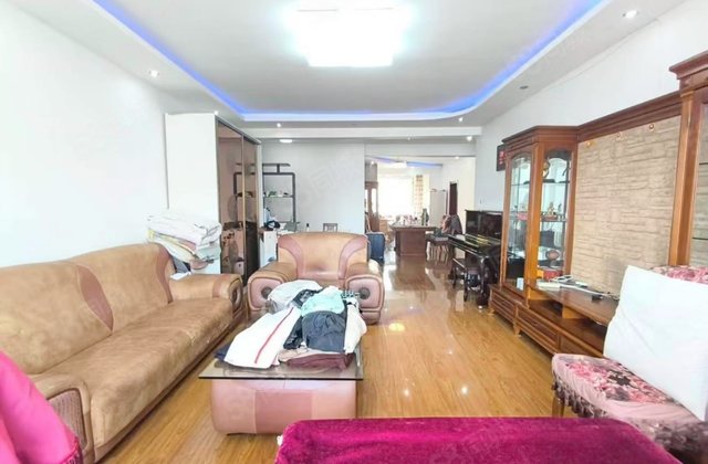 西城国际公馆3室2厅179㎡98万二手房图片