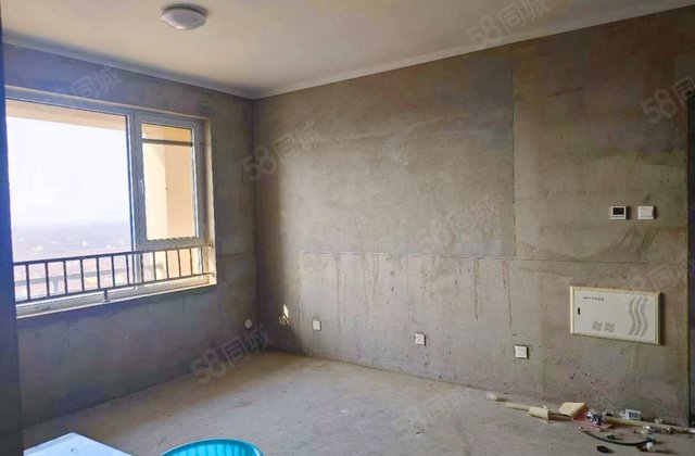 演泉社区(D区)2室1厅80㎡27万二手房图片