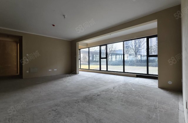 和鸣天著3室2厅132㎡112万二手房图片