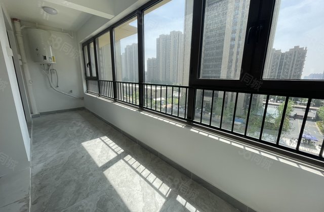 双阳台 第二   校旁 清水湾 碧桂园国岳府 新房未住