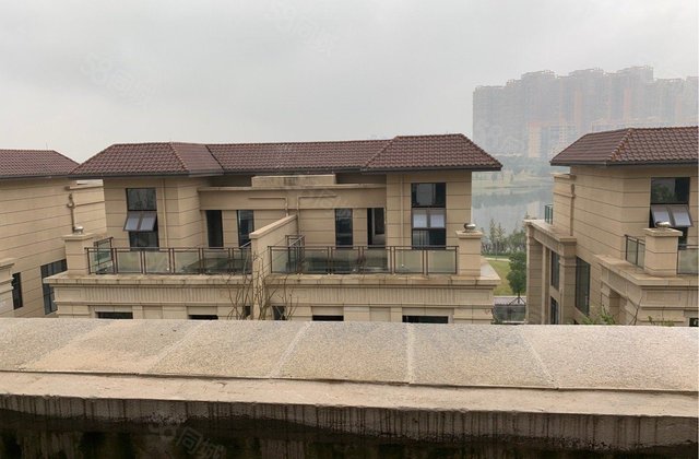 0㎡西南共4层 麓峰棕榈岛                   