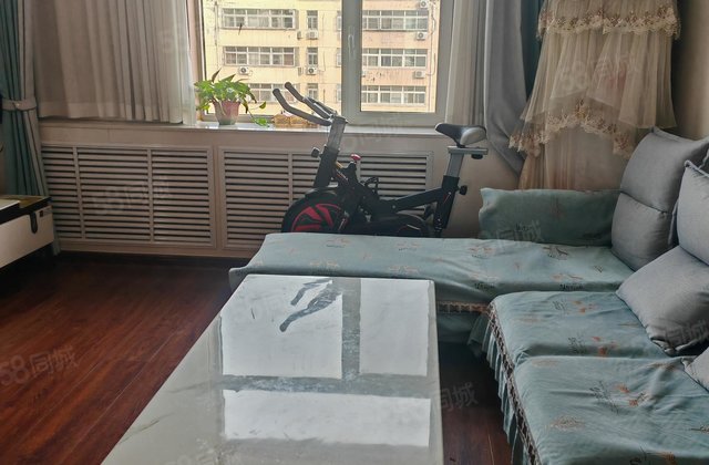 边户急售文轩本部，龙山北区，三室，全明户型