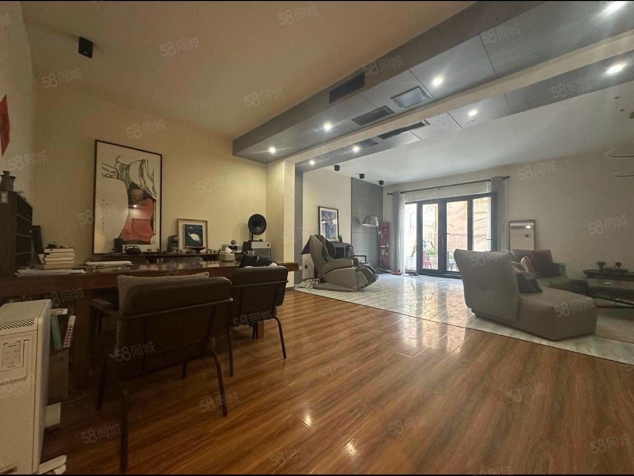 中建紅杉溪谷(東區(qū))8室3廳4衛(wèi)205.82㎡南北1700萬