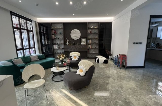 东昌御府 楼龄新 环境好 商品住宅 超低密度 近医院