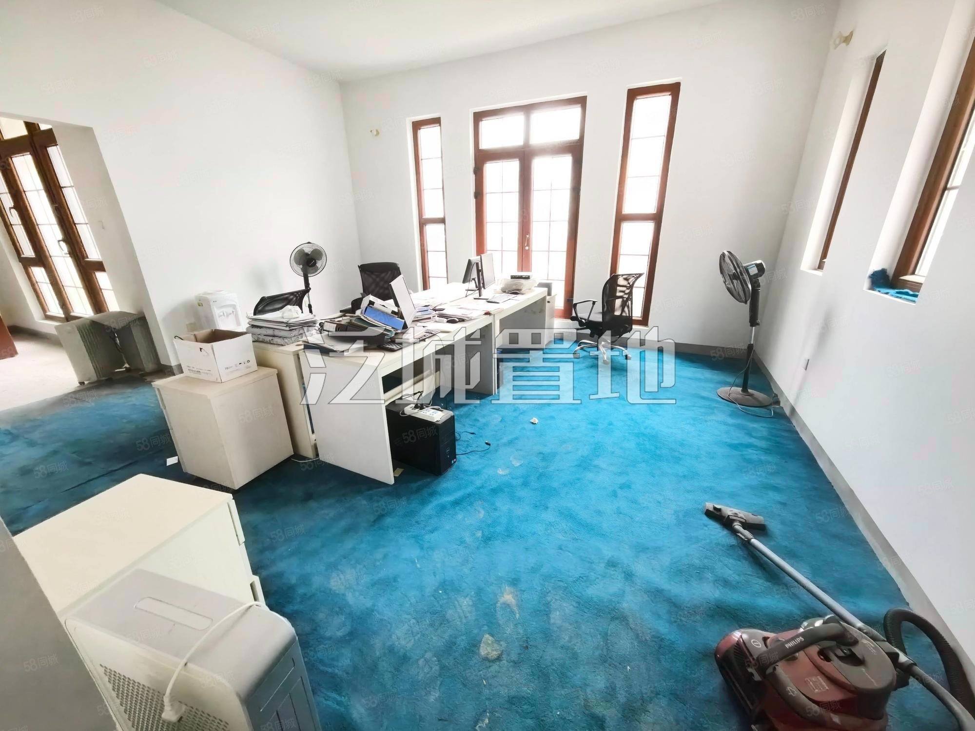 凱德麓語4室1廳3衛(wèi)712㎡南北1450萬