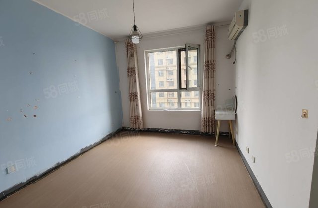 急售！！东昌丽都 3室朝阳 小高层  送车位地下室 免大税