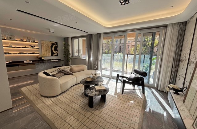 天嘉湾花苑3室2厅128㎡68万二手房图片