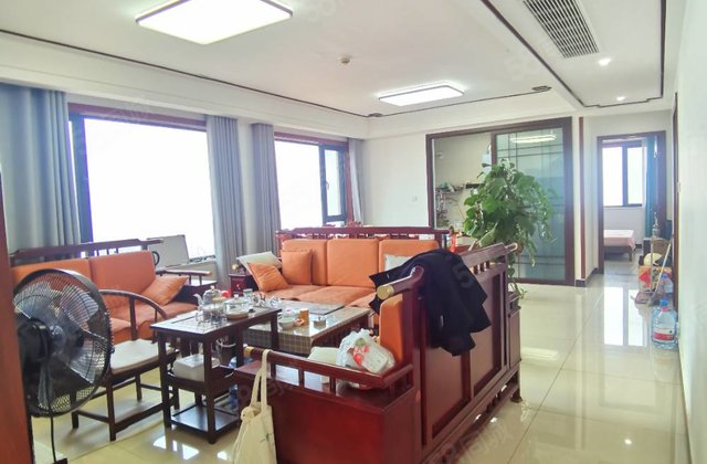 东昌东 实验 观景大平层 四室两厅两卫 全屋中央空调带车 储