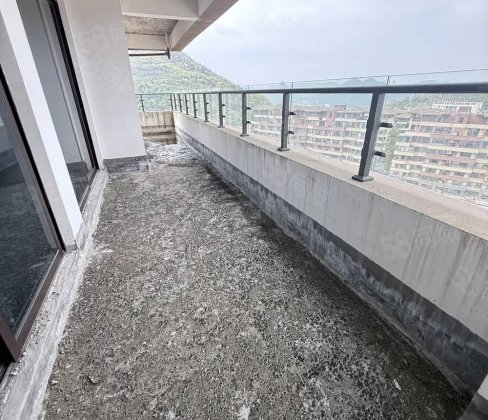 仁山公园樱花苑3室2厅118.84㎡45万二手房图片