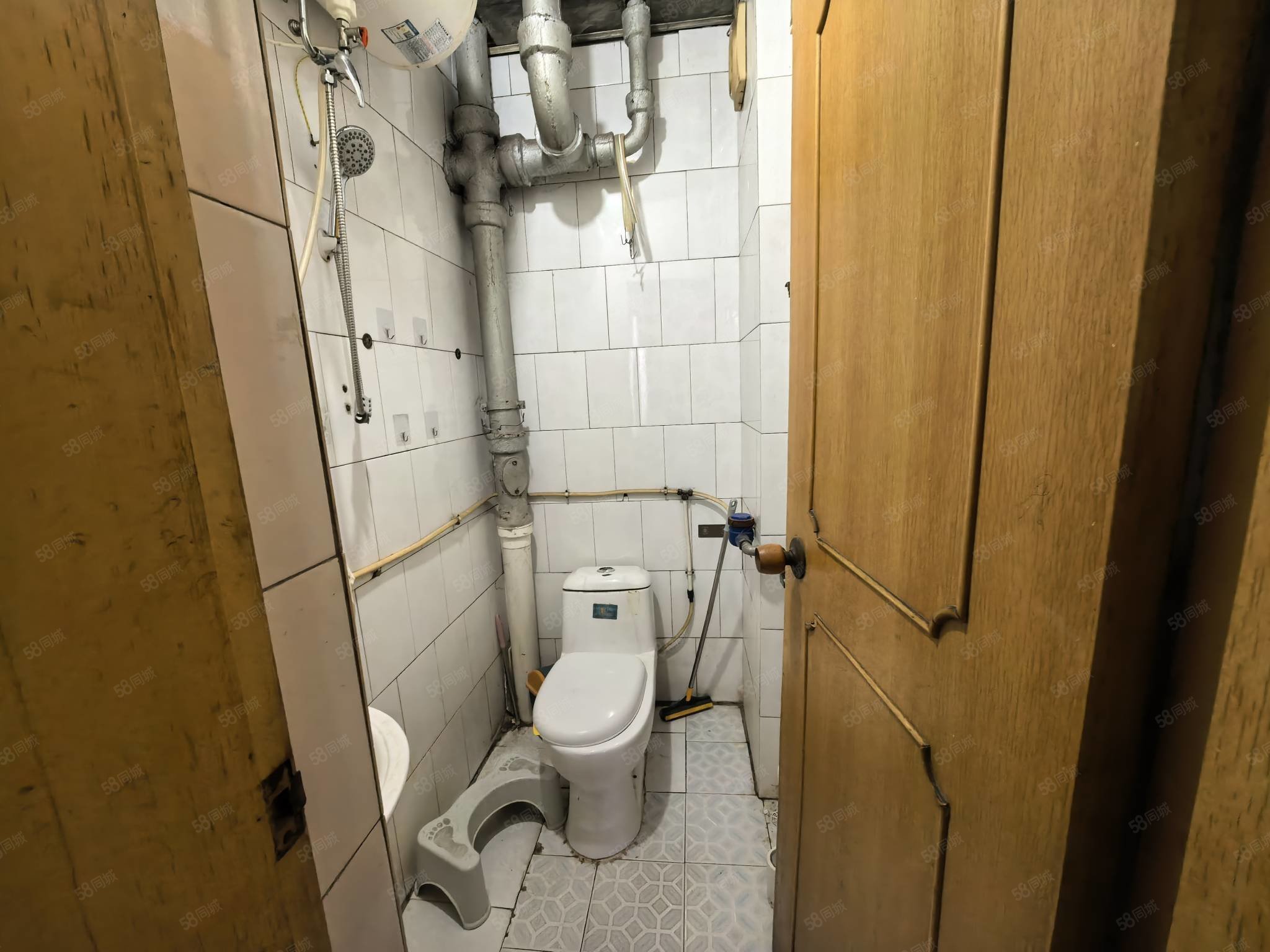 鞍座厂家属楼2室1厅1卫60㎡南北45万