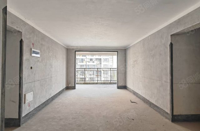 顺祥天骄4室2厅110㎡52.6万二手房图片