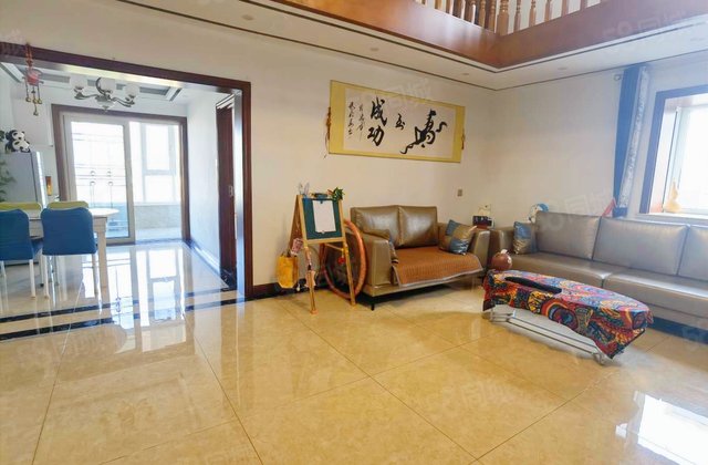 新昌公寓4室2厅197㎡123万二手房图片