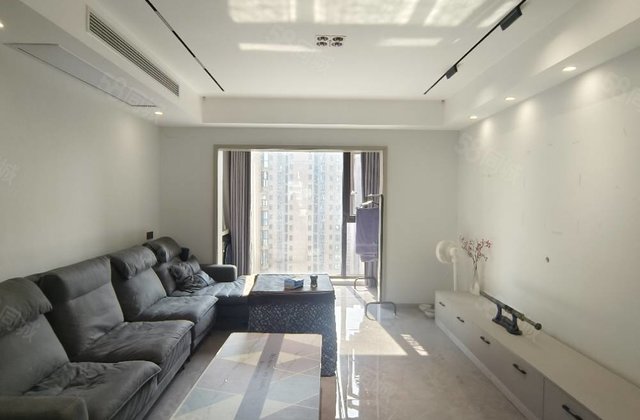 钓鱼台2号3室2厅120㎡75.8万二手房图片