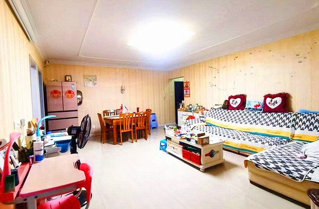 白马花园3室2厅90.36㎡145万二手房图片