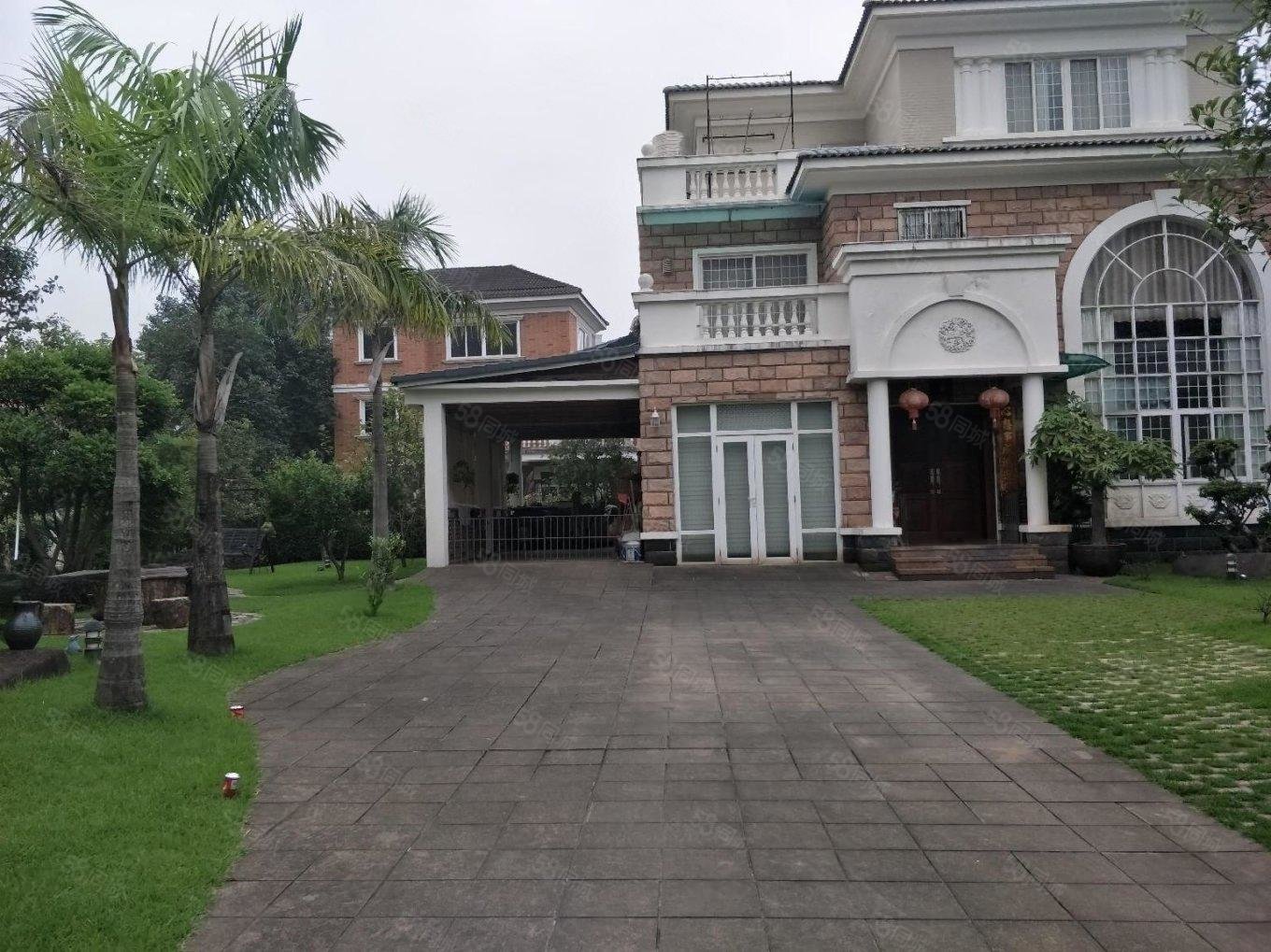 闽都大庄园(别墅)5室2厅3卫251㎡南北580万