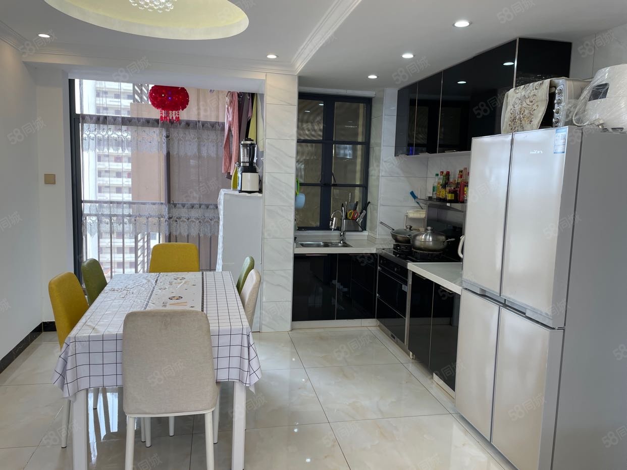 新天地豪园3室2厅1卫86.21㎡南北70万